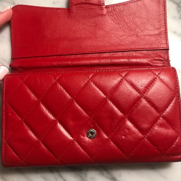 Chanel calfskin classic quilt trifold wallet - Picture 3 of 8